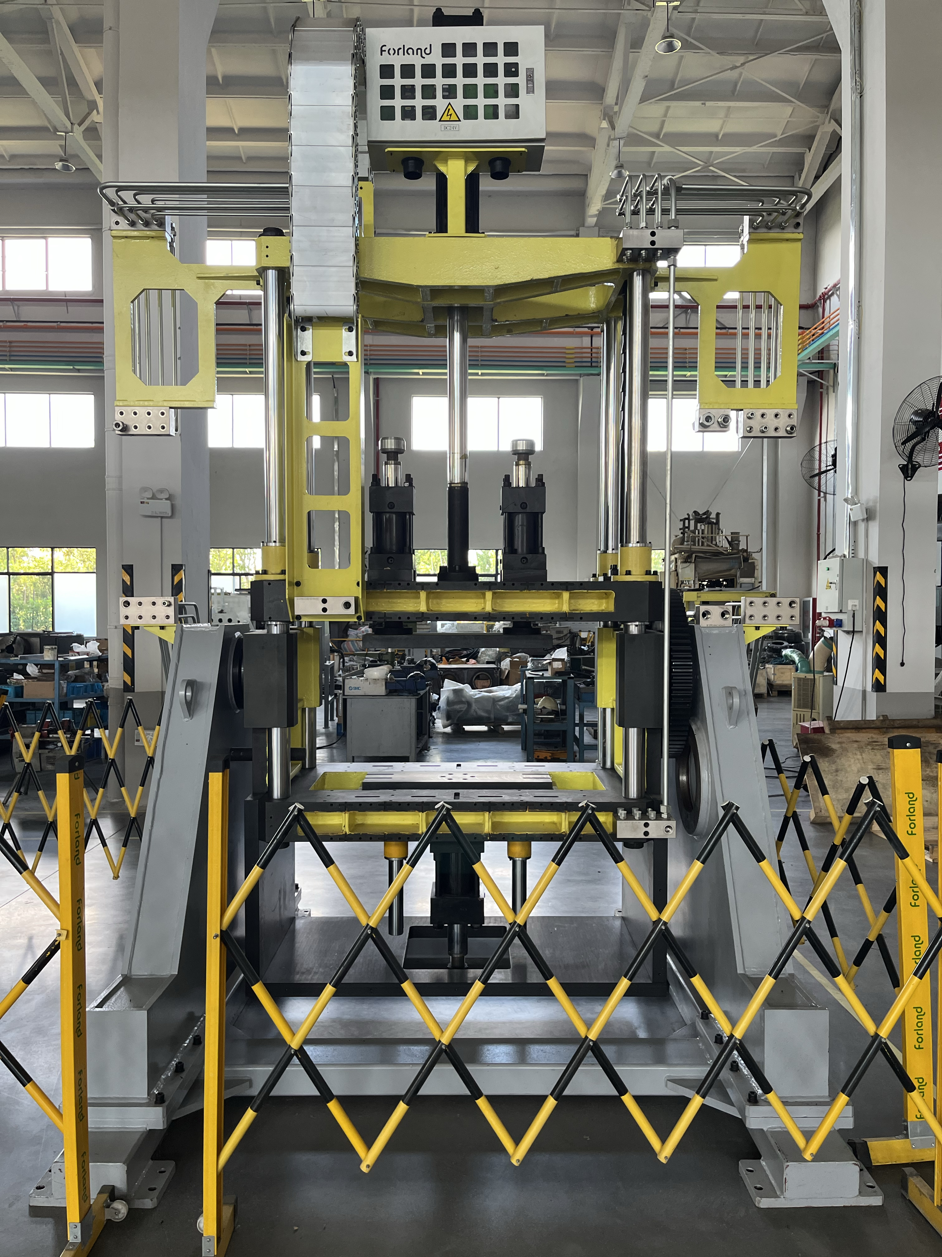 M&aacute;quina de fundici&oacute;n de troquel de gravedad inclinada